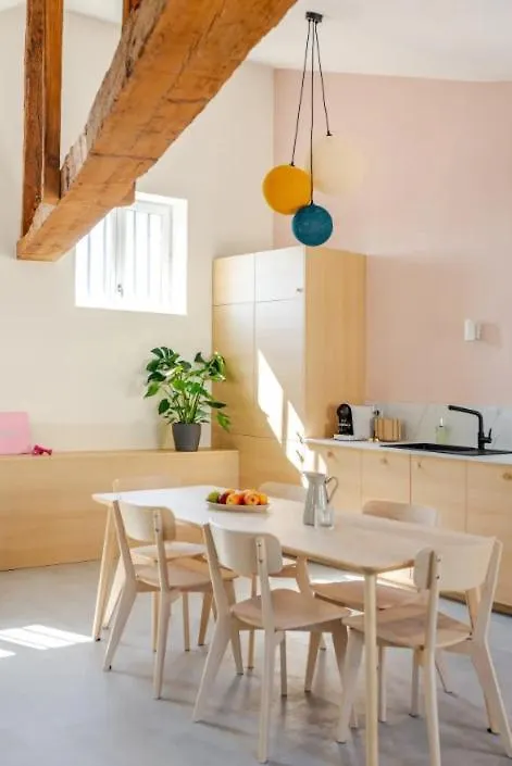Olaf Apartment Lyon 0*,  France